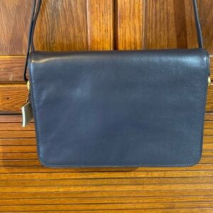 Vintage Taurus dark blue leather purse